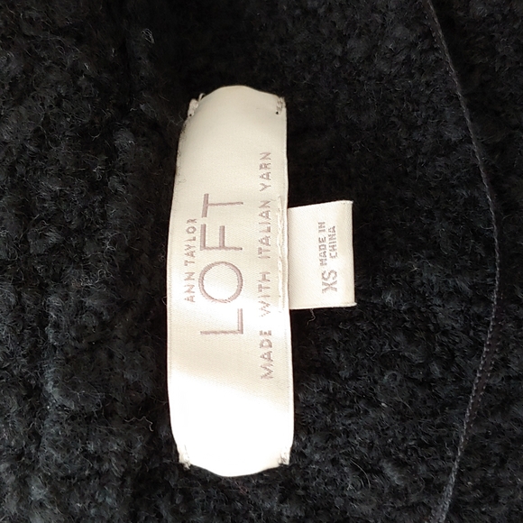 Ann Taylor Loft black boucle cardigan sweater size XS - Picture 6 of 7